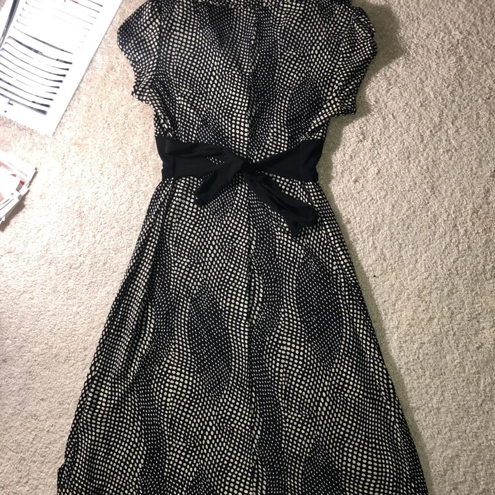 Women’s black& white dress - Picture 8 of 8